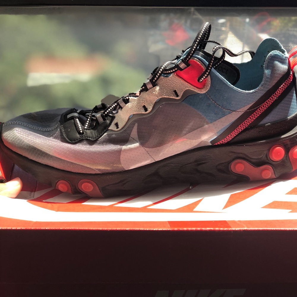 Nike React 87 ‘Solar Red’